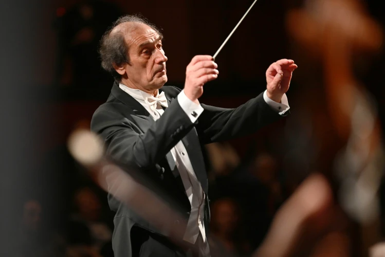 Emil Tabakov